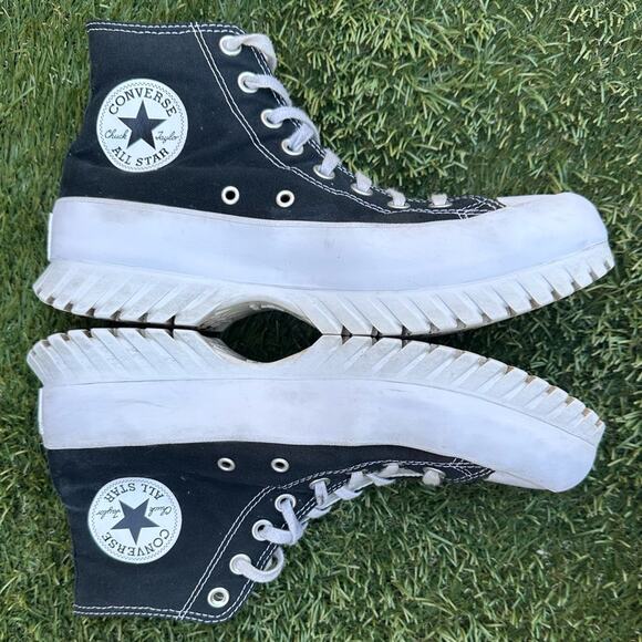 Converse Chuck Taylor All Star Lugged 2.0 Chucky Lace Up High Top Sneakers 9.5 - Picture 3 of 9